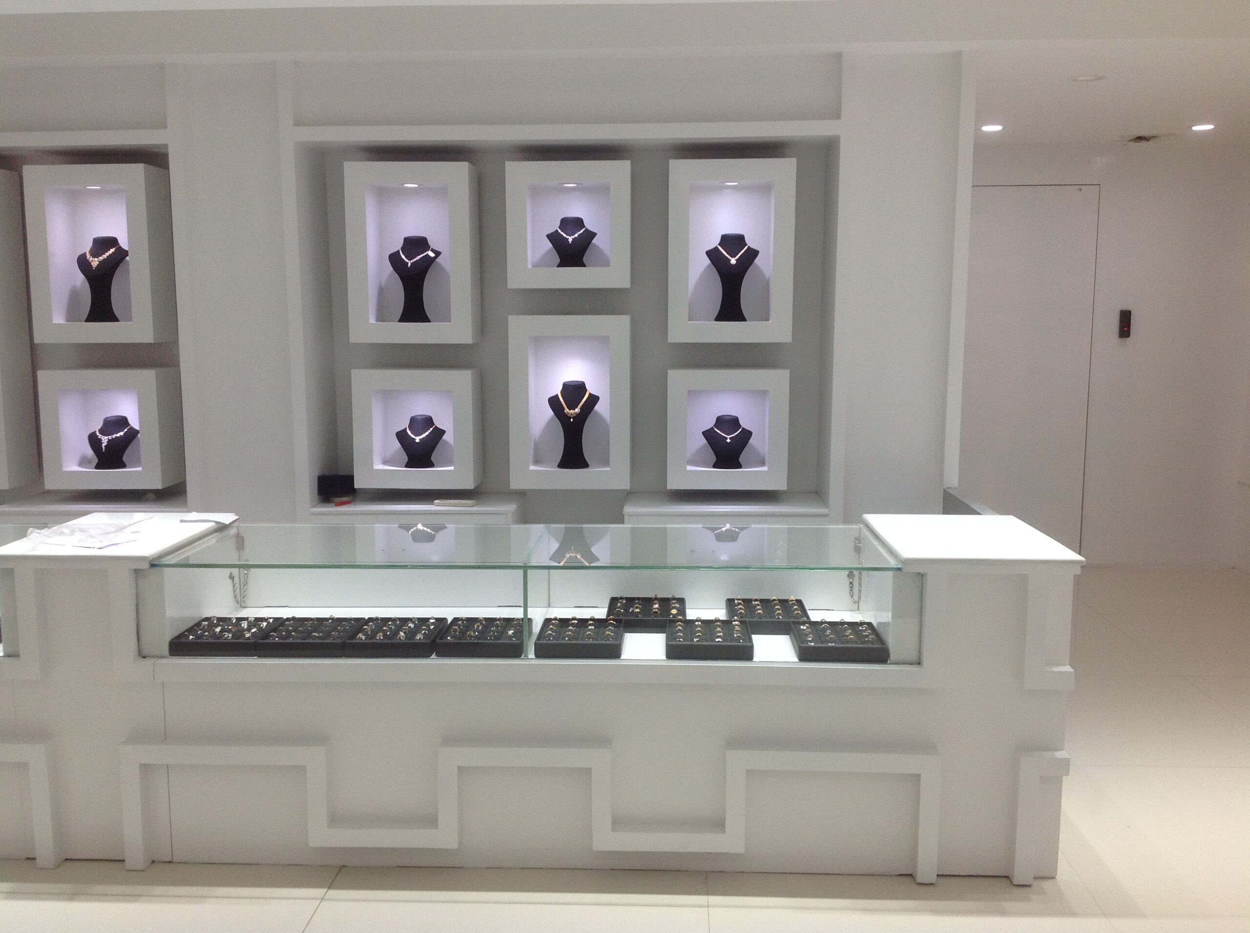 Jewellery showroom interior design in Kochi 4