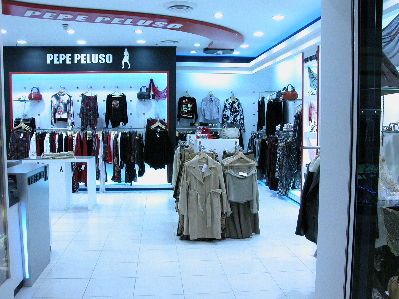 Showroom interior design in Ernakulam, Kochi 3