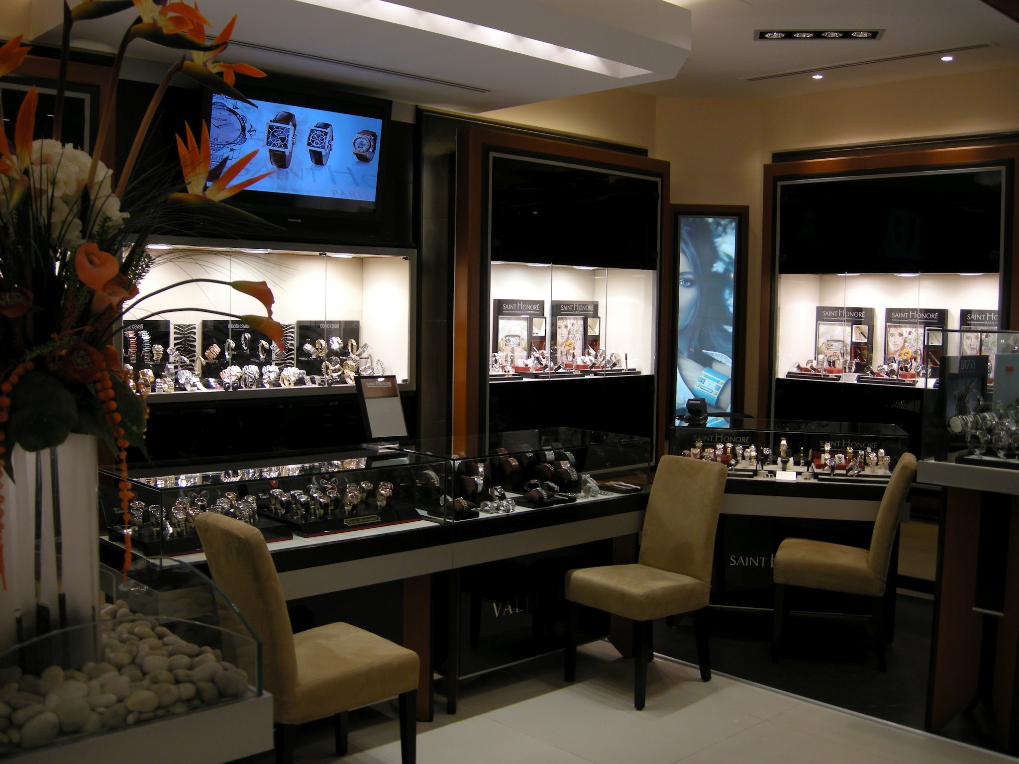 Watch interior 15 — watch showroom interior designers in Kochi