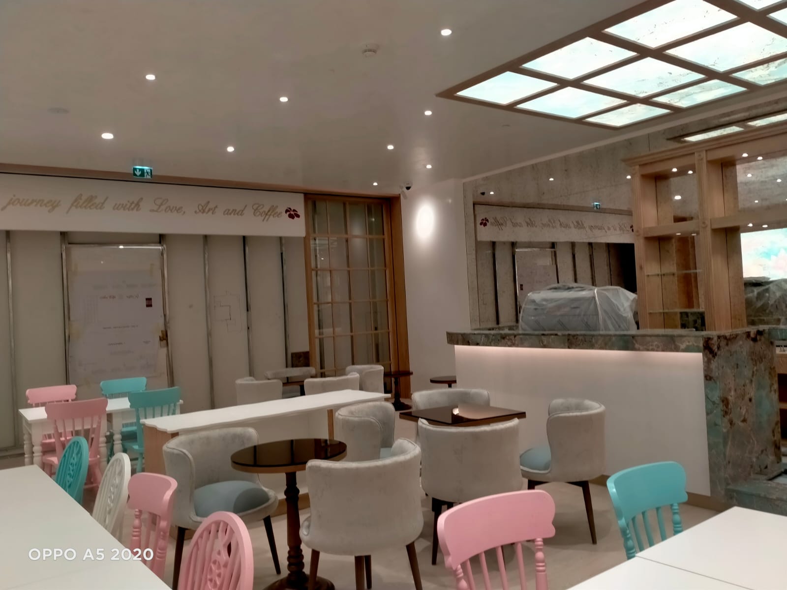 Café interior 12 — cafe and restaurant interior designers in Kochi