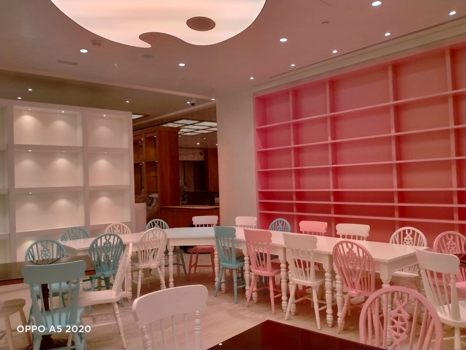 Café interior 15 — cafe and restaurant interior designers in Kochi