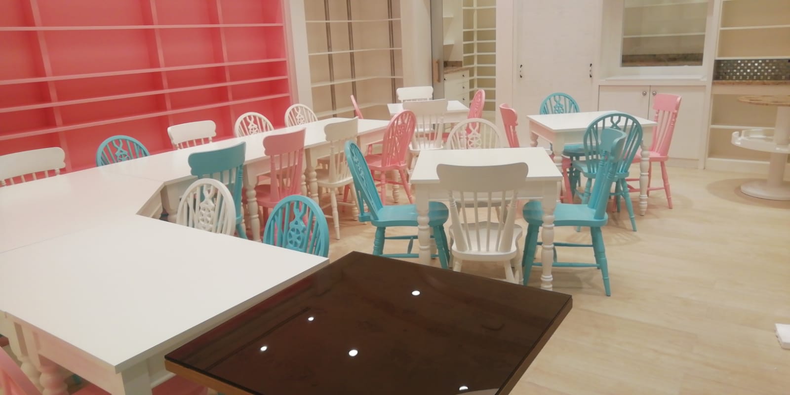Café interior 15 — cafe and restaurant interior designers in Kochi