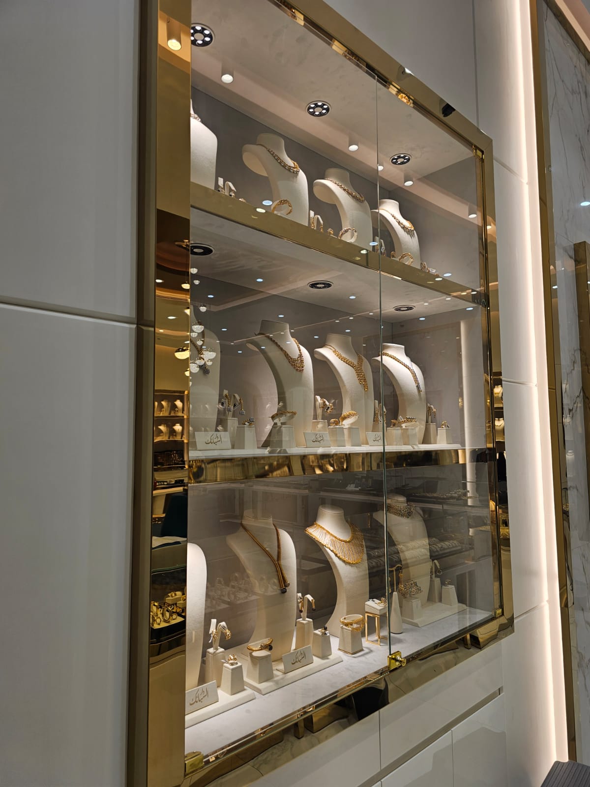 Jewellery interior 1 — jewellery showroom interior designers in Kochi