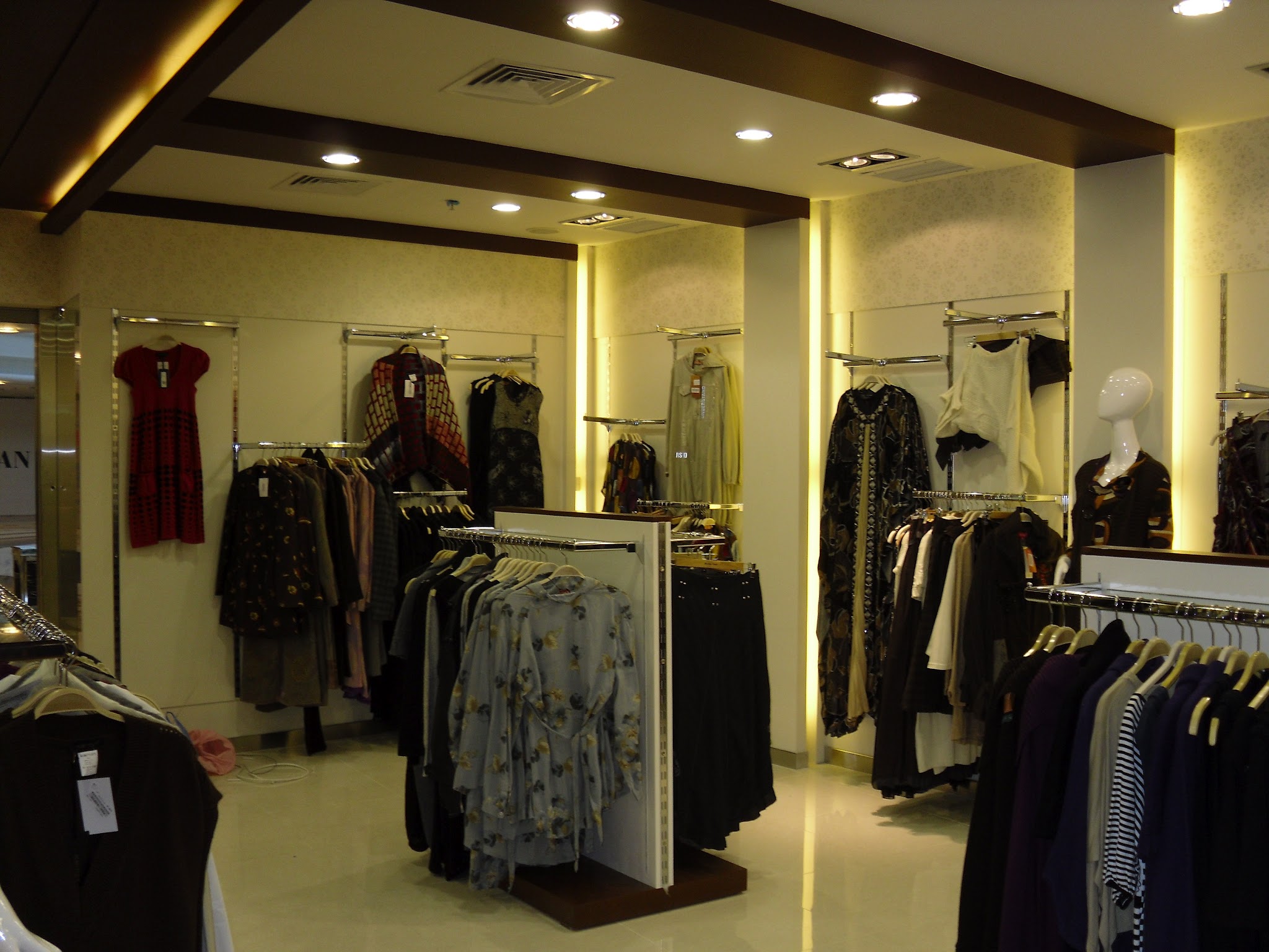 Shops interior 8 — retail shop and store interior designers in Kochi